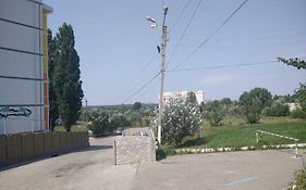 улица Черновицкая 5 в. Апартаменты недорого